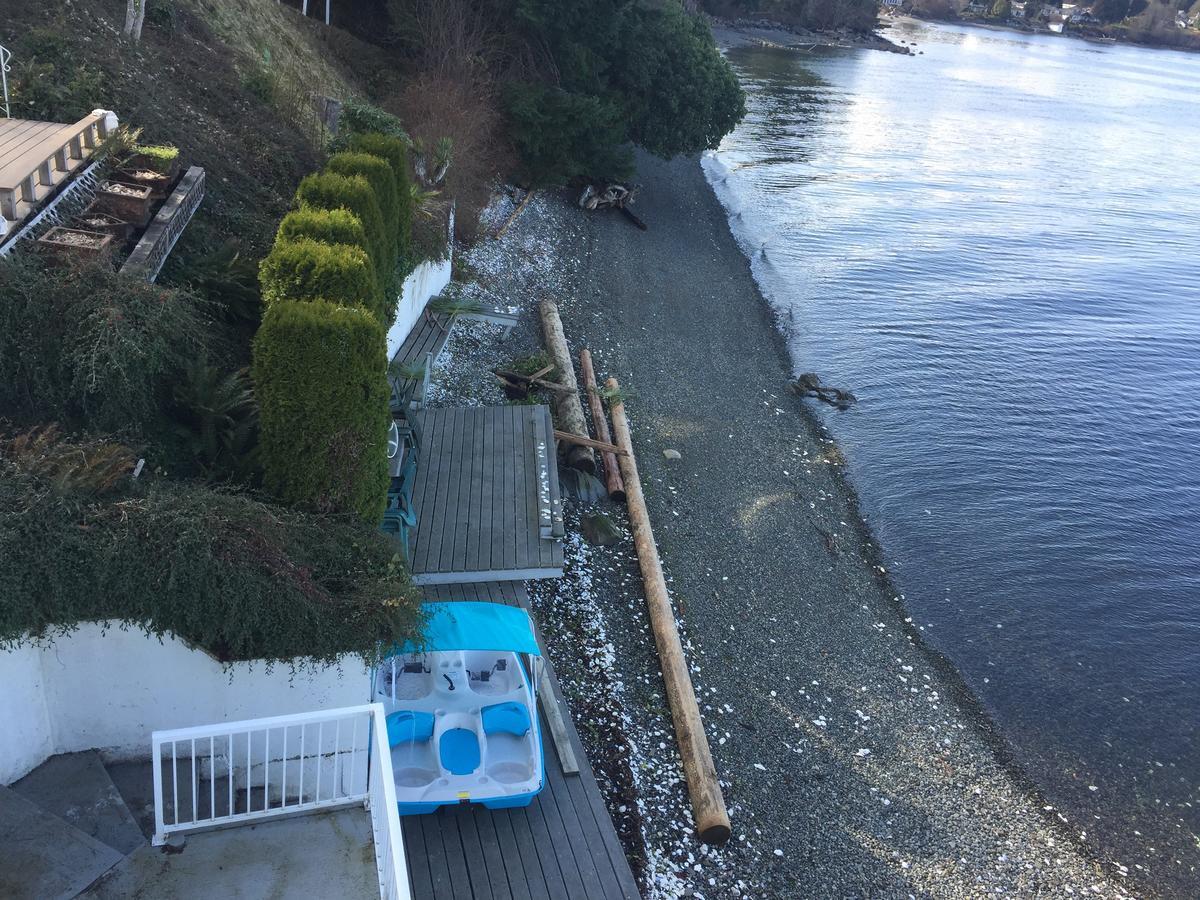 Vancouver Island Castle Cove Inn Чемейнус Экстерьер фото
